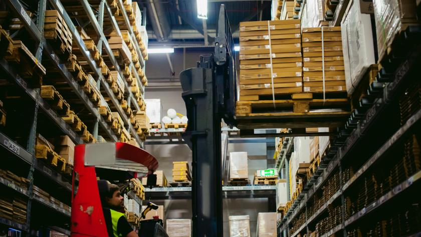 Centro logistico Metro de Madrid con nueva tecnologia robotizada