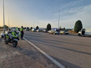 Guardia Civil detiene motoristas en la A-7 en Guadalajara