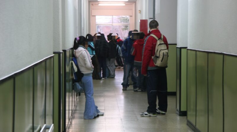 Alumnos participando en talleres y refuerzo escolar en Getafe