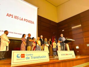 Donantes y organizadores en maratón de sangre Hospital Sureste Arganda