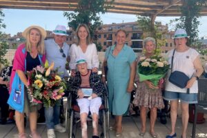 Celebracion del 107 cumpleaños de Alfonsa Camarasa en Guadalajara