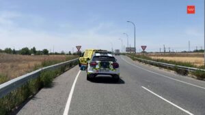 Ambulancia del SUMMA en la M-50 tras accidente en Getafe