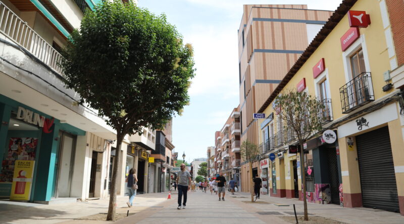 Vista de obras en calle Madrid y Ricardo de la Vega en Getafe