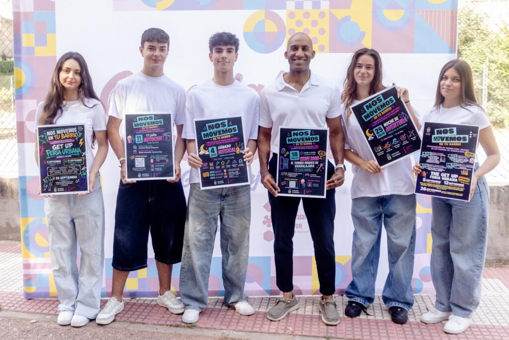Jovenes disfrutando de actividades culturales y deportivas en Guadalajara
