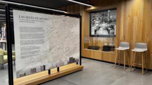 Entrada a la exposición sobre historia urbana y Metro en Madrid