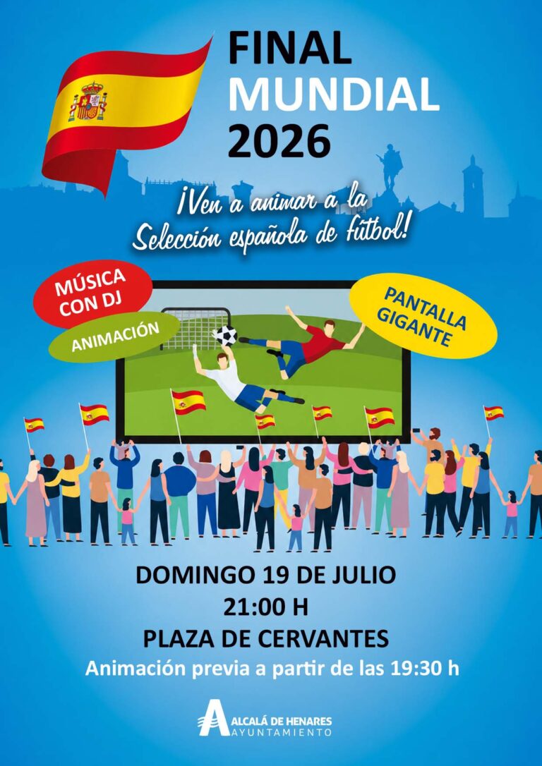 Pantalla gigante y público en Plaza de Cervantes Alcalá de Henares