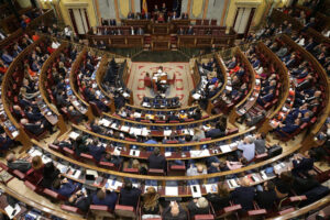Pleno del Ayuntamiento de Torrejón de Ardoz debatiendo moción electoral