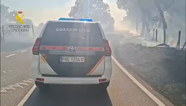 Evacuacion de menores en campamento Gandullas por incendio en Lozoyuela