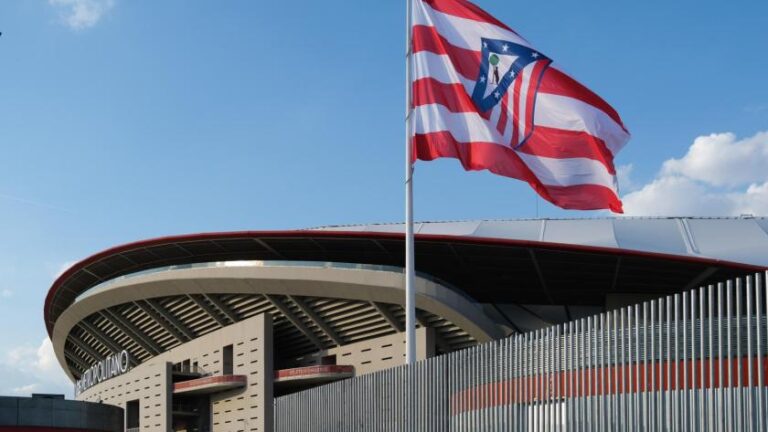 Estación MetroEstadio Metropolitano con obra de ampliación y rampa
