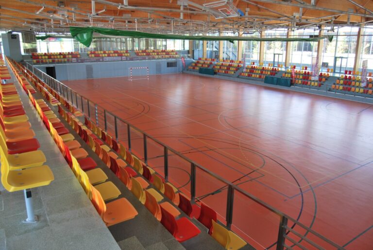 Pabellon Espartales en Alcalá preparado para acogida de desalojados