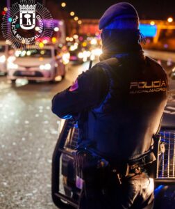 Policía municipal de Madrid intercepta vehículo en M-23 Moratalaz