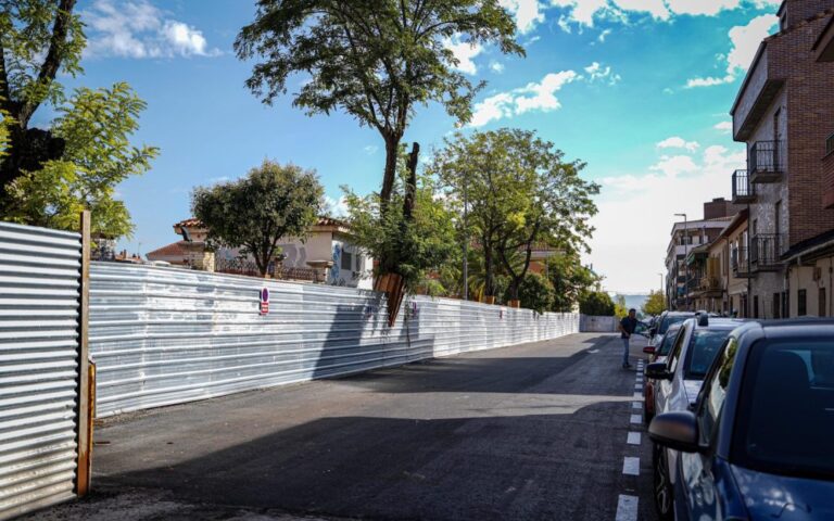 Edificios dañados calle Nazario Calonge en San Fernando de Henares