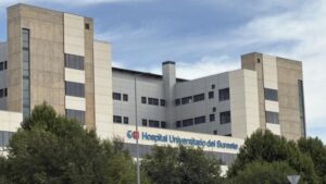 Entrada y fachada del Hospital del Sureste en Arganda del Rey