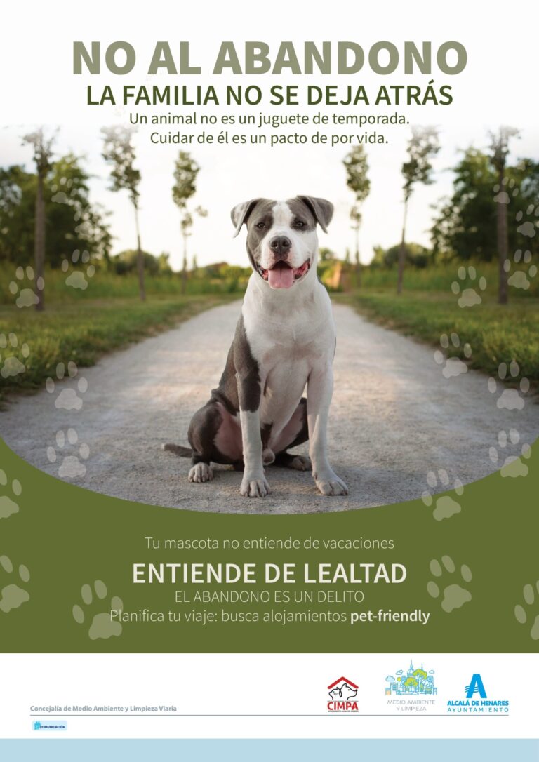 Entrada del Centro de Proteccion Animal en Alcala de Henares verano