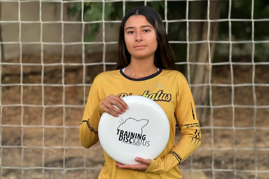 Julieta Ramírez en competición de Ultimate Frisbee en Torrejón