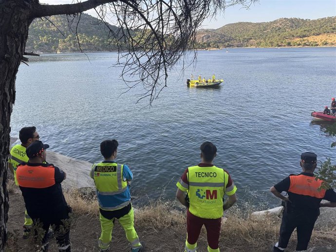 Bomberos rescatan cuerpo en Pantano de San Juan Madrid