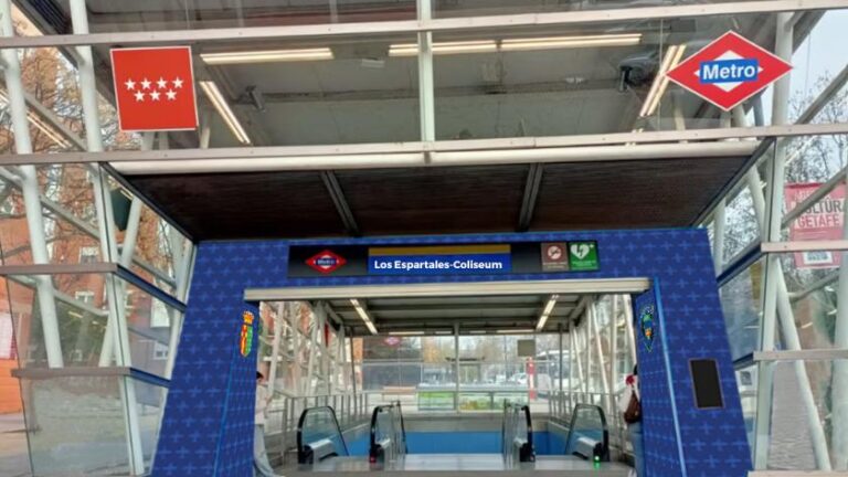 Estación de metro Los Espartales en Getafe con nueva decoración