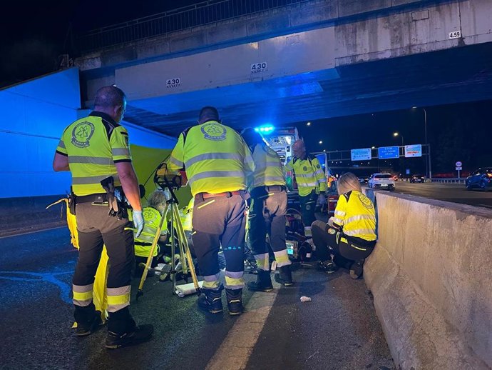 Accidente hombre herido grave en carriles centrales M-30 Madrid