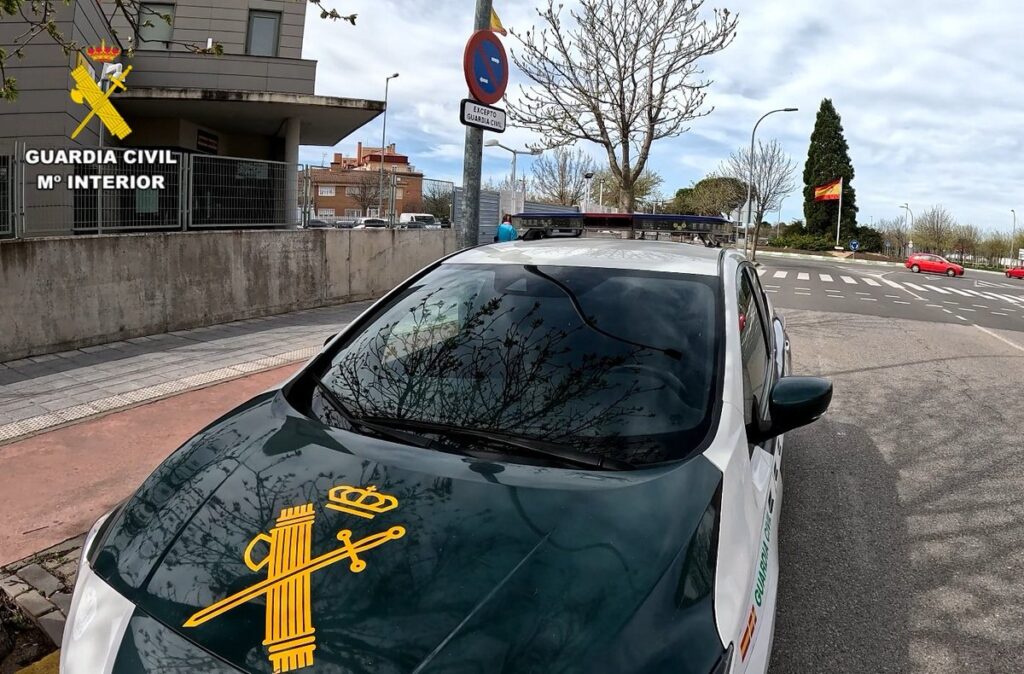 Foto de archivo de un coche de la Guardia Civil