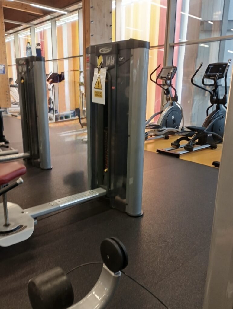 Sala de fitness del Complejo Deportivo de Espartales, una de las instalaciones deportivas de Alcalá de Henares