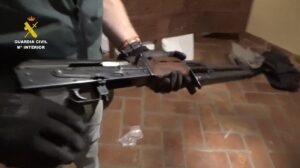 Fardos de cocaína intervenidos por la Guardia Civil en una casa rural de la provincia de Guadalajara